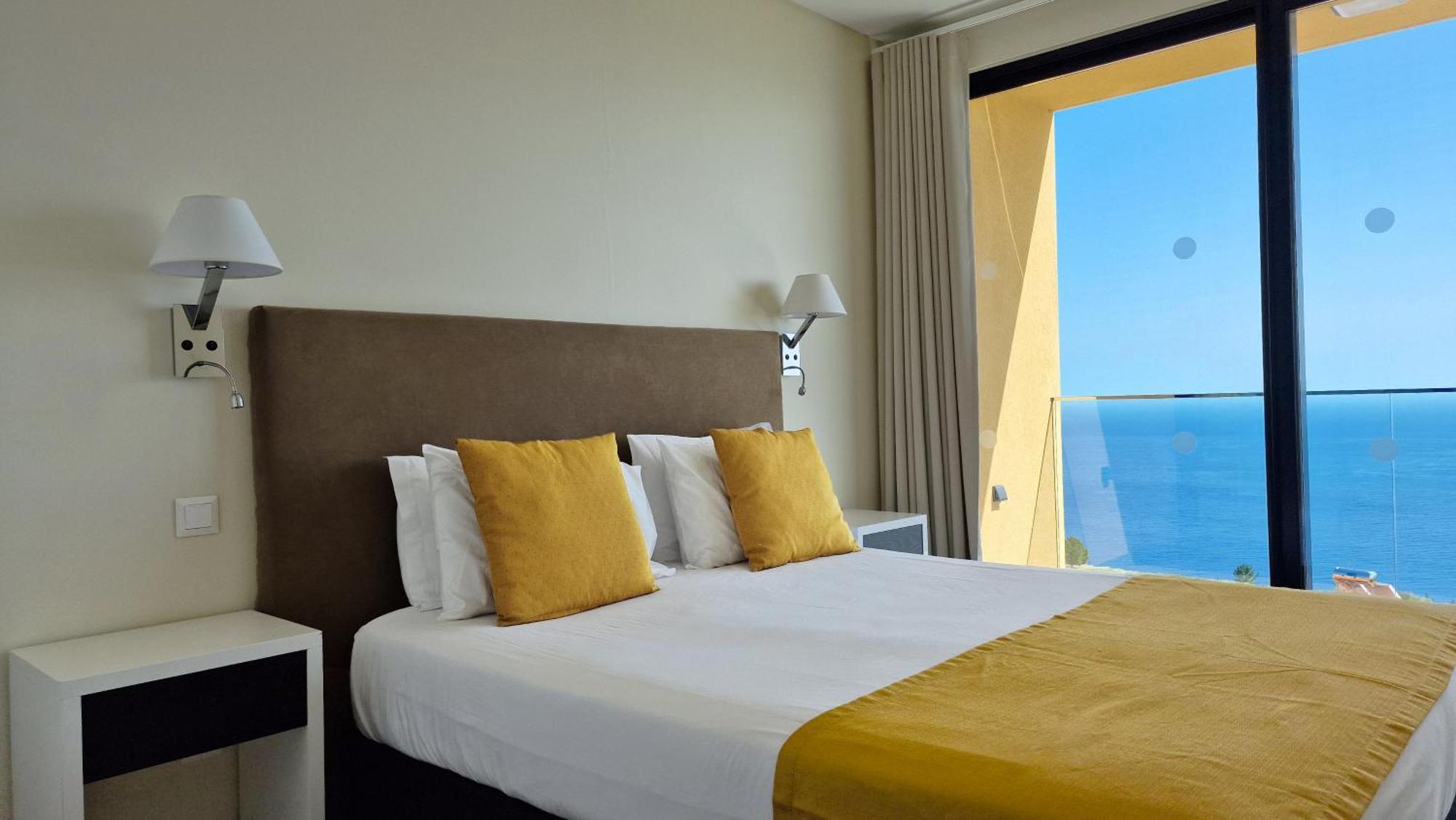 Eden Sun - A Modern Luxury Villa With A Panoramic View Prazeres Luaran gambar